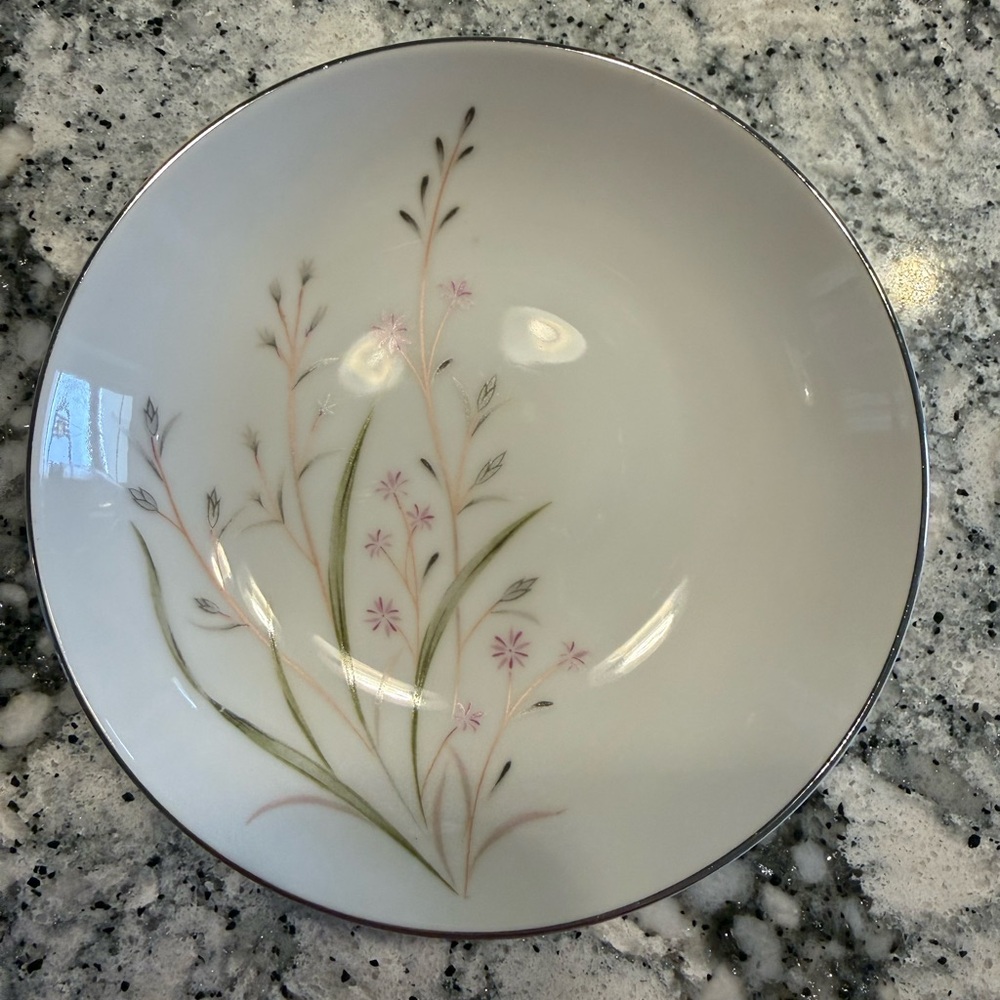 Vintage Eden Fine China Japan 5.5” Bowl Delicate Pink Floral Grasses EUC‎